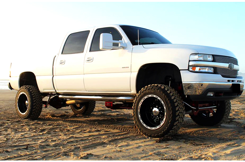 2002 Chevy 2500HD Built By Austin F.